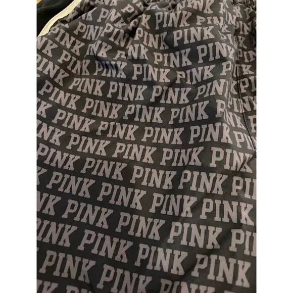 PINK Print Shorts - Small - Picture 3 of 5